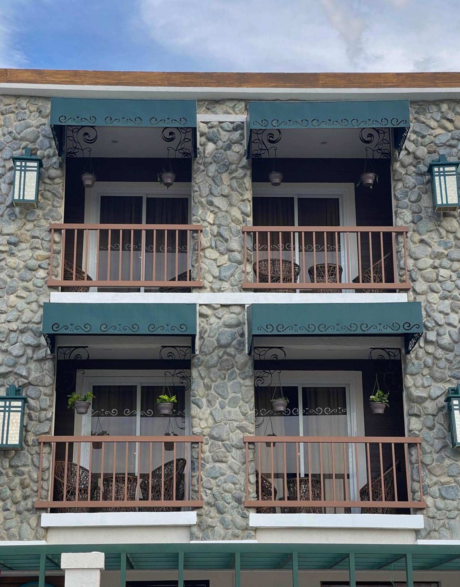 Sola Hotel Laoag Εξωτερικό φωτογραφία