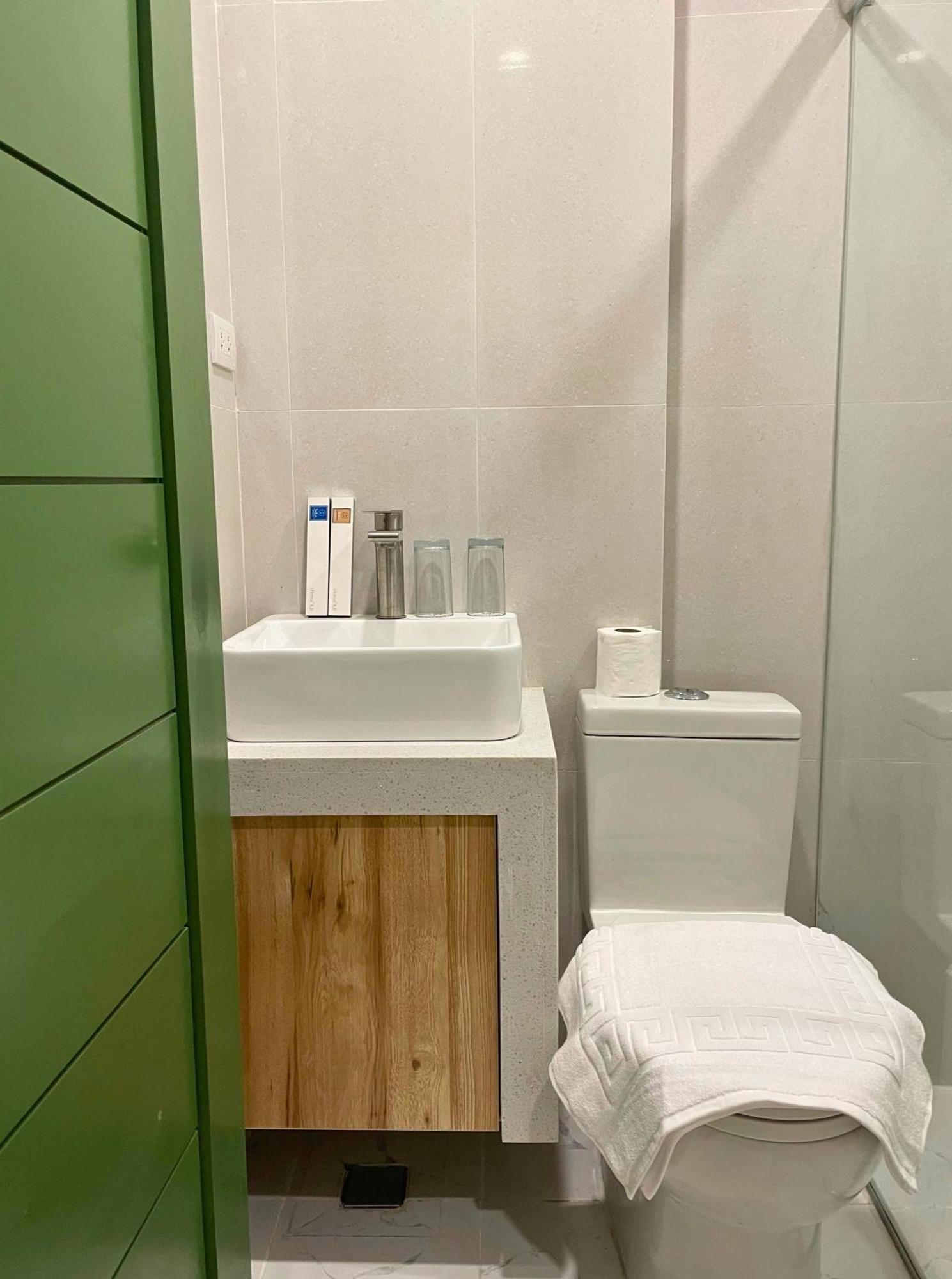Sola Hotel Laoag Εξωτερικό φωτογραφία